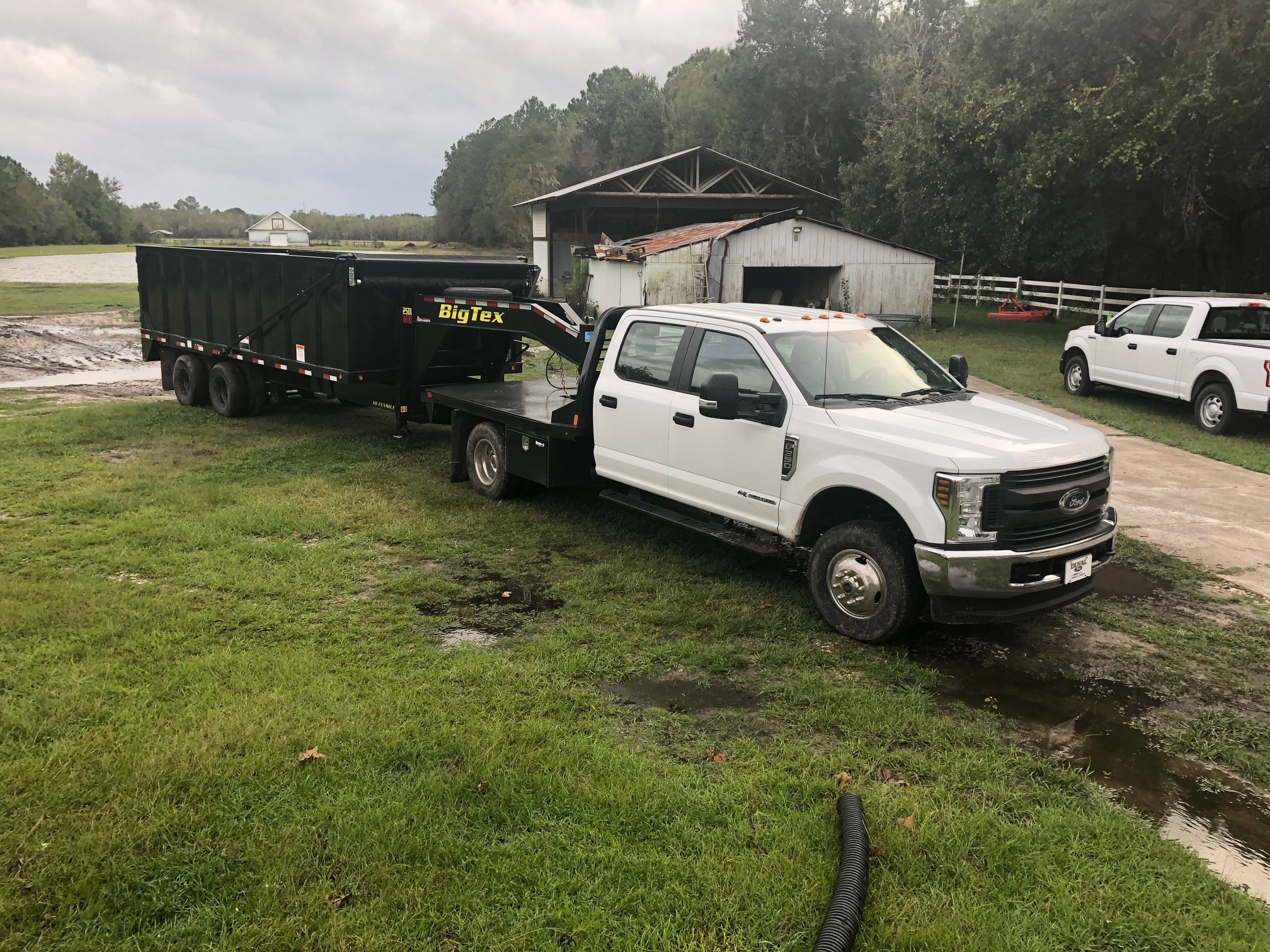 Dump Trailer and container Services
